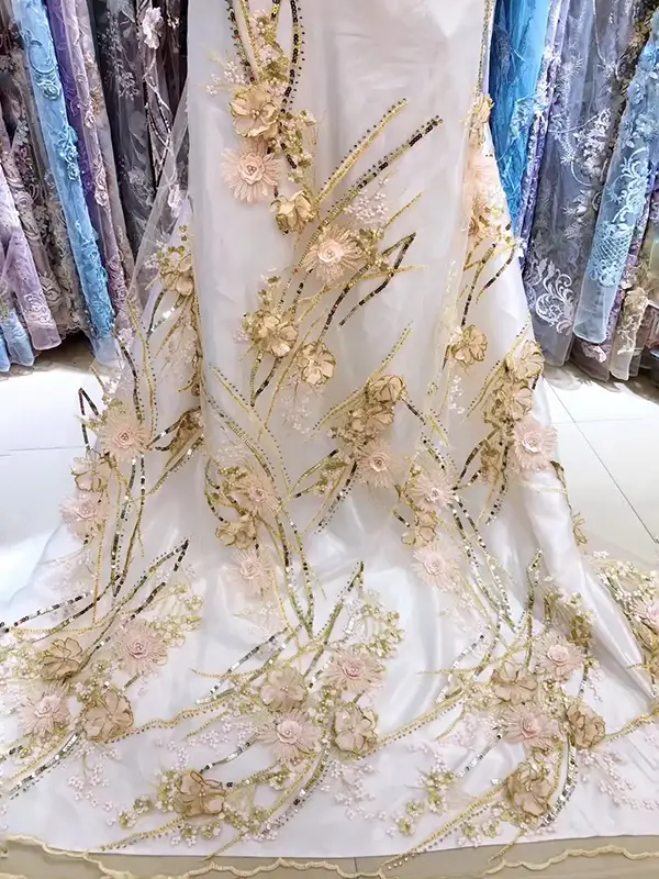 New Arrival Fashion Luxury 3d Embroidery Sequin Lace Fabric Liturgical Lace Fabric